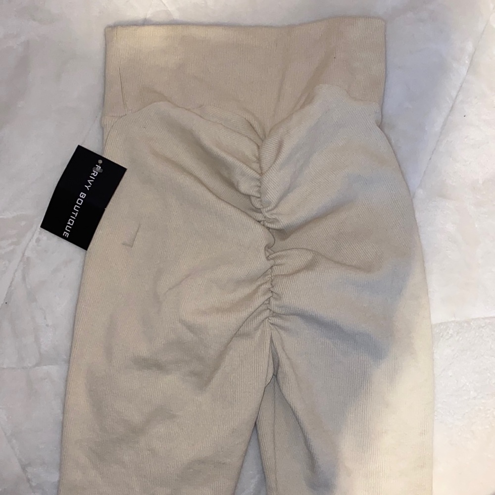 High waisted ruched butt biker shorts